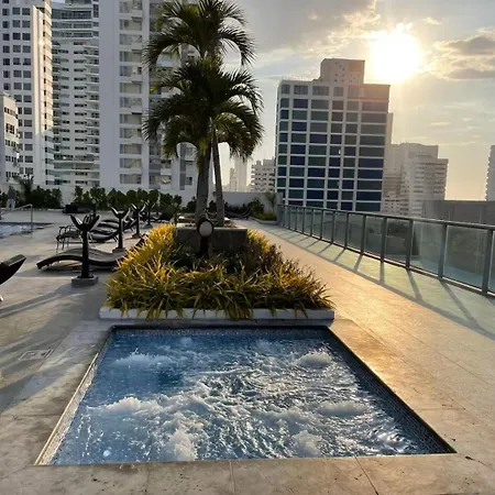 Luxury 3br Oceanview Bocagrande - Pool - Apartamento *