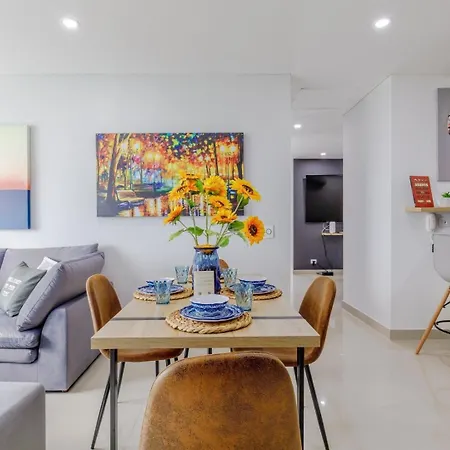 Apartamento Luxury 3br Oceanview Bocagrande - Pool - *